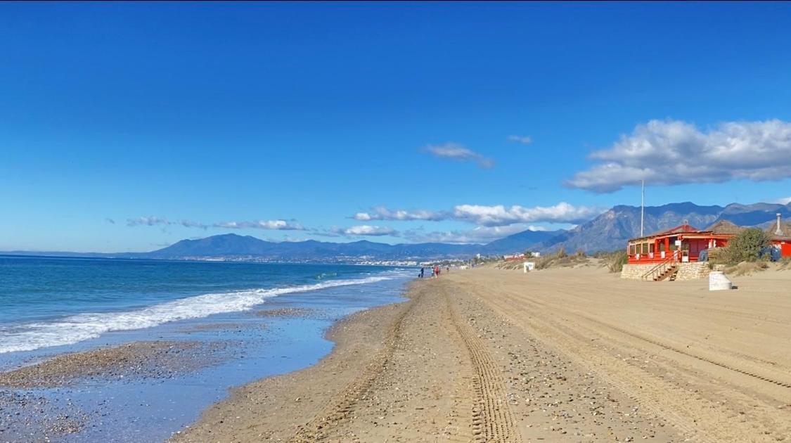 Super2Beachfront Marbella Ngoại thất bức ảnh