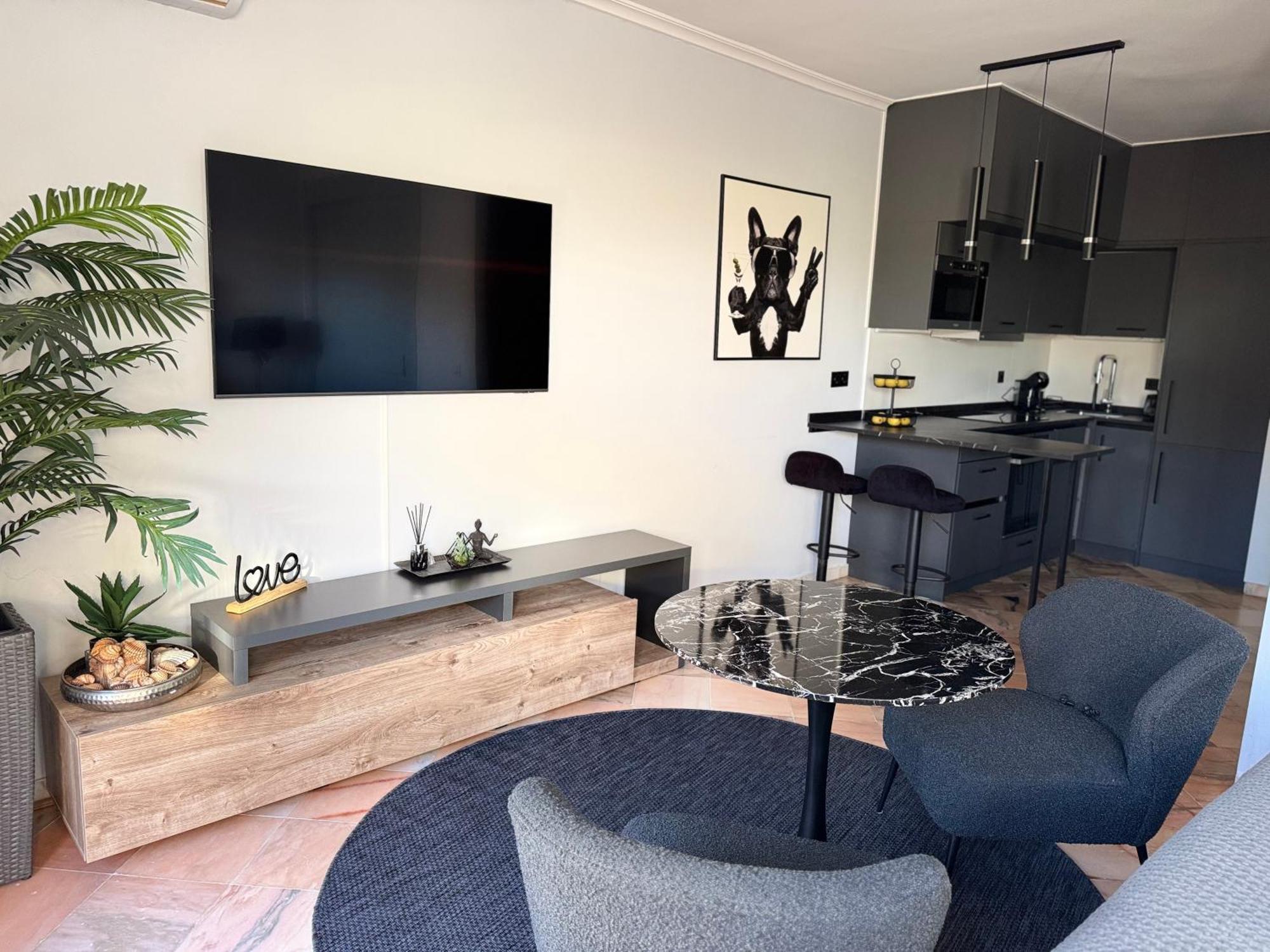 Super2Beachfront Marbella Ngoại thất bức ảnh
